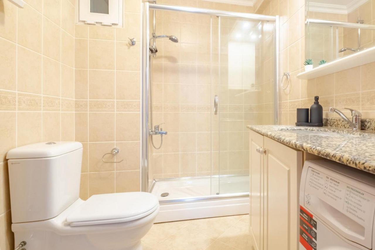 Splendid Flat With Central Location In Sisli Provincia di Provincia di Istanbul Esterno foto